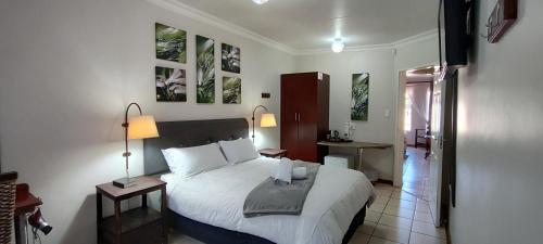 Camera, familiare, bagno in comune