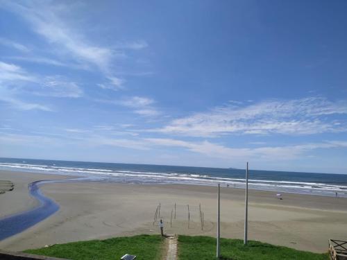 . Peruíbe Frente ao Mar - Aptos