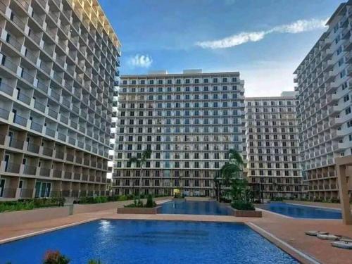 Mister Ghrays Hub Mister Ghrays Hub