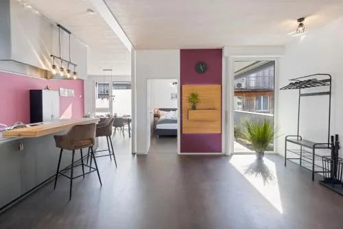 Casa Milla-Zentrales, modernes Loft in Langenthal -am Fluss mit Balkon, Parkplatz und grosser Küche in Langenthal, Schweiz