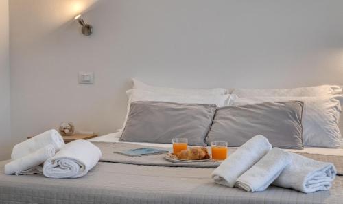 IzzHome Cozy Sunflowers 2 4