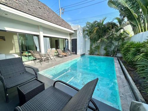 Modern 2 bedroom Pool in Layan