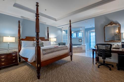 King Suite