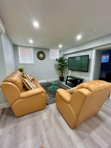Suite A 2 Bedroom Apartment - Ontario