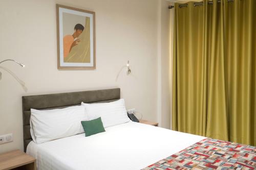 Single Room image 10