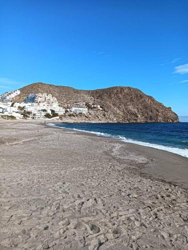 APARTAMENTO JUNTO A LA PLAYA 3