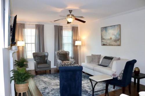 Convenient Remote-friendly suburban oasis! in Raleigh, USA