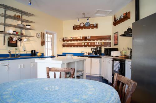 Rumi Guest House on the Cabot Trail 4