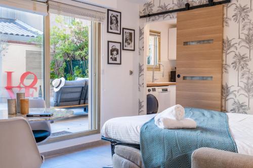 RARE ! Studio with terrace 5min walk to the Palais, Cannes (photo 2)