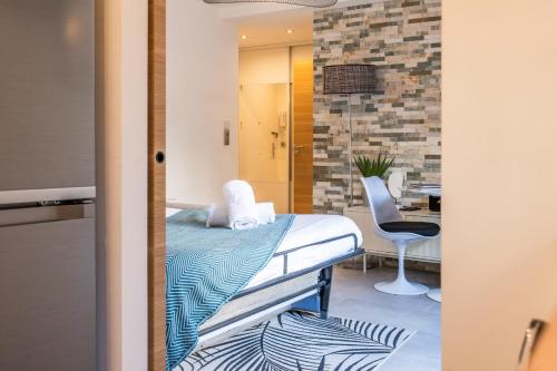 RARE ! Studio with terrace 5min walk to the Palais, Cannes (photo 10)