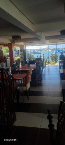 مطعم, Pousada do Farol Bar e Restaurante in Praia da Costa