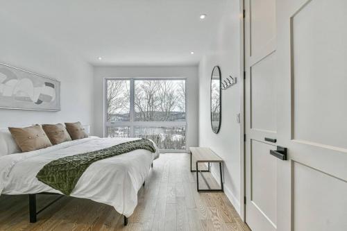 The Glam Shack - Golf, Ski, Spa in Saint-Faustin-Lac-Carré (QC)