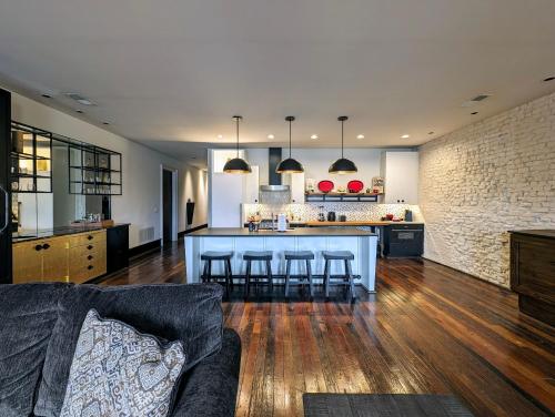 Konyha, Cherry Street Luxury Apartment in West Helena (AR)