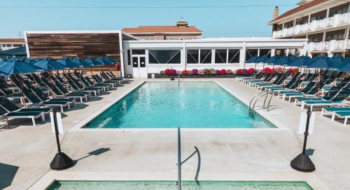 Úszómedence, ICONA Avalon in Avalon (NJ)