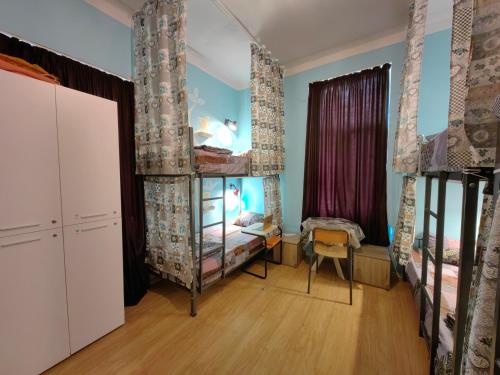 Bed in 6-Bed Mixed Dormitory Room image 5