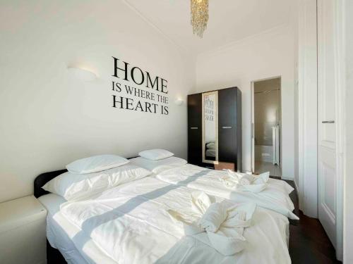 Big Wheel Panoramica Apartment II. - image 13