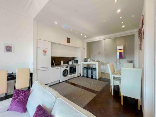 Big Wheel Panoramica Apartment II. - image 5