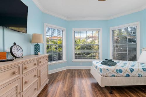 Sweet Home Anna Maria by RedAwning – Holmes Beach, FL