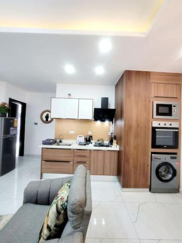 Chiq 2 bedroom Apartment for Rent #101