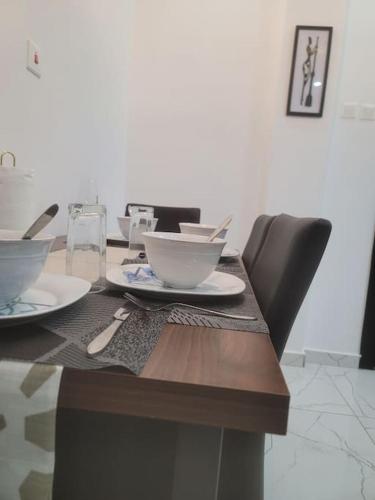 Chiq 2 bedroom Apartment for Rent #101