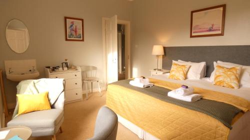 Kirkland House B&B in แคลชาน