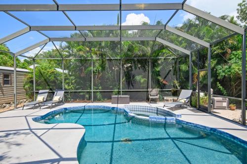 Ville Villekulla! Private pool home near Historic Palmetto!