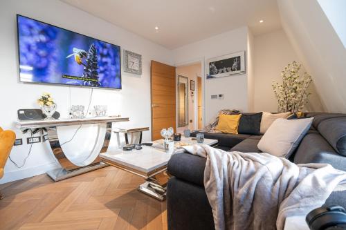Stunning 1-Bedroom Penthouse in Marble Arch 72, Londýn (fotografie 4)
