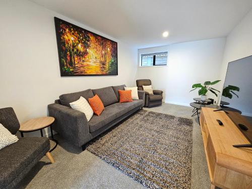 Elia's House - main image