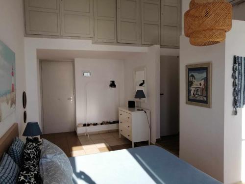 Aegina Port Apt 3