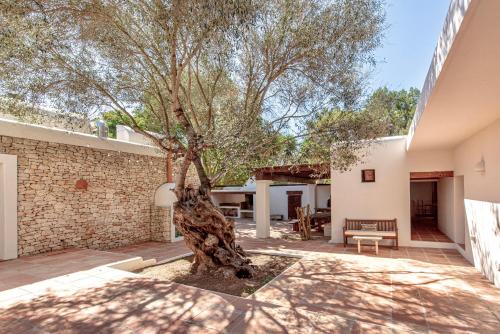 Villa Sa Tanca IBIZA located PUIG D'EN VAll, 6B , Pool , Tennis