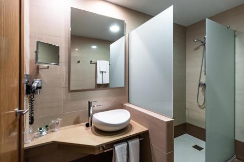 Hotel Regio Cádiz - image 4