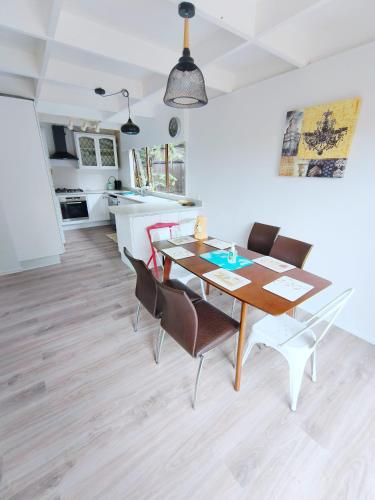 Sunny Cosy Rooms in Auckland Nice Garden Bush View