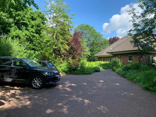 Exterior view, Sonniges Garten-Apartment in ruhiger Parklage in Bad Segeberg