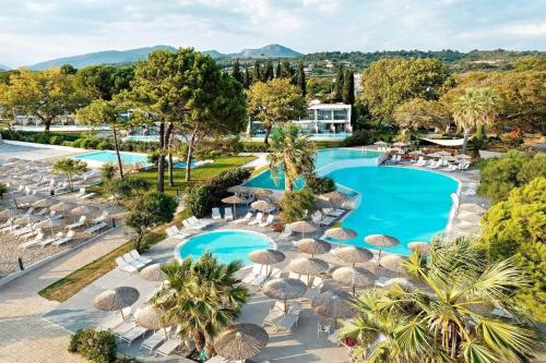 Ninos Grand Beach Resort - Lygia