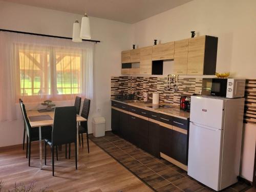virtuve, Tölgyfa vendégházak (Tolgyfa vendeghazak) in Kaszo