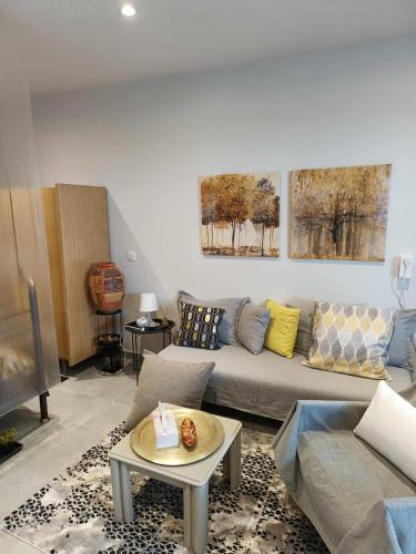 편의 시설/서비스, Polys Apartment and Paraskevi studio with view in 프톨레마이다