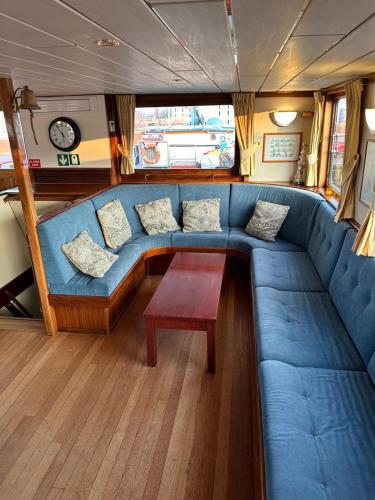 Hotelboat Angeline 3