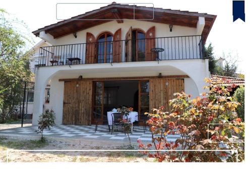 VILLA ELENI in Chalkoutsi (Attiki)