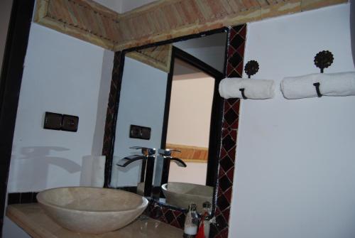 2 double beds, 2 twin beds