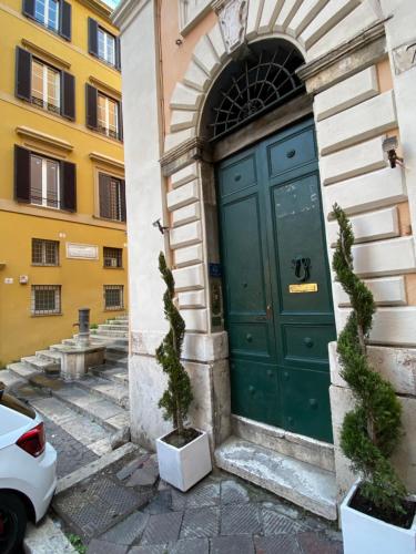 Trevi Steps 2