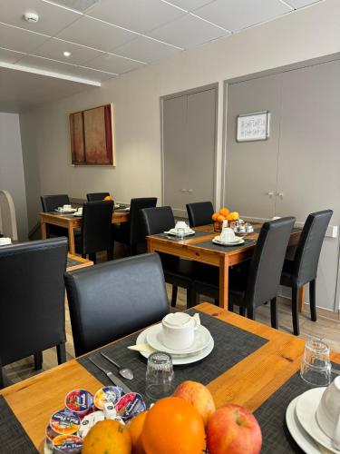 Ruoka ja Juomat, Hôtel de l'Étoile (Hotel de l'Etoile) in Antibes