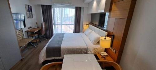 One Euphoria Room Type - Deluxe Studio