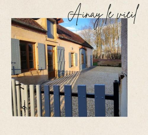 Le Nid'Ainay Maison de Village entièrement rénovée (Le Nid'Ainay Maison de Village entierement renovee) in Drevant