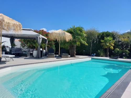 Aix'capade by Aixkeys avec piscine 5 min plages Fouras - Chambre d'hôtes - Saint-Laurent-de-la-Prée
