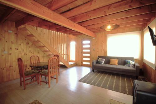 Casa Neltume Huilo Huilo - Río Enco