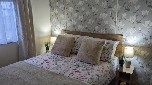 Floppyfeet Pet Friendly Holiday Home Rental Thornwick Bay, Flamborough