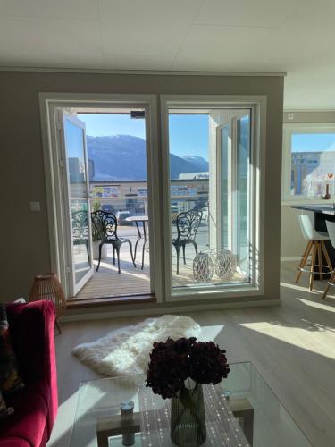 Toppleiligheit - Eidsgata 49 in Nordfjordeid