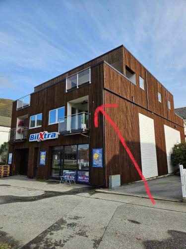 Toppleiligheit - Eidsgata 49 in Nordfjordeid