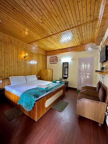 Valley View rooms near Khajjiar Lake