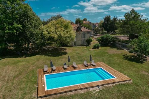 barn conversion, Dordogne La Tour-Blanche sleeps 12